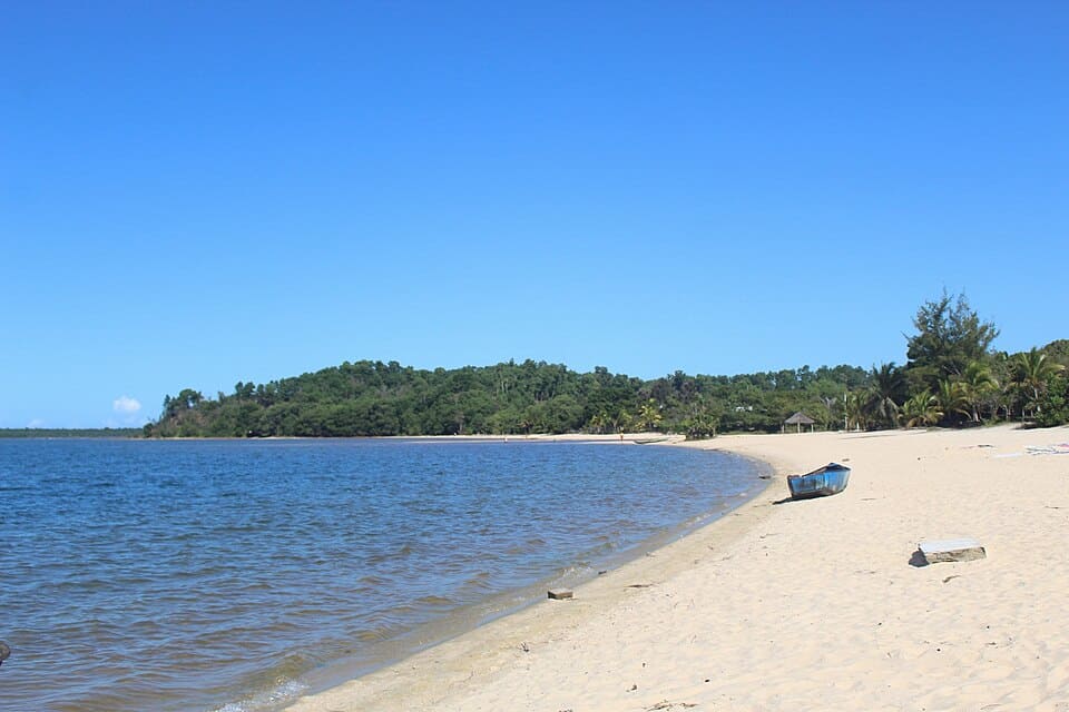 À la rencontre des lagunes et rivières du canal des Pangalanes depuis Manambato